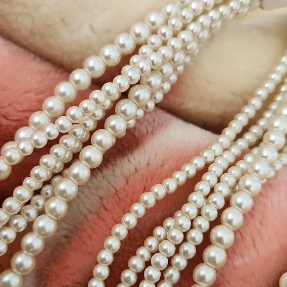 Glass  Pearl Twisted Choker Necklace - Picture 7 of 8